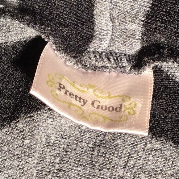 Pretty Good sleeveless vest gray black horizontal stripes S - Picture 3 of 4